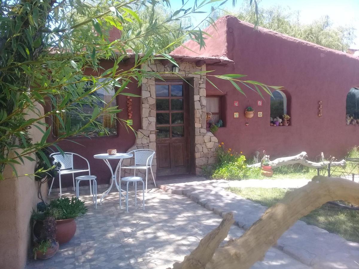 Cabaña El Cardón, pleno campo,a 800 mt del centro Humahuaca Exterior foto